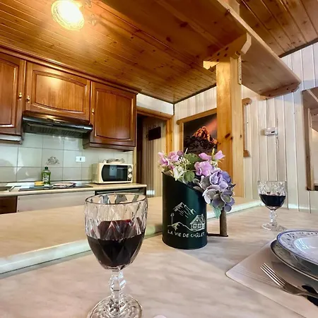 Mcx Vacation Rental- Le Petit Coeur Du Mont Fleury, Pet Friendly, Just 500 Meters From The Lifts ! Apartmán *